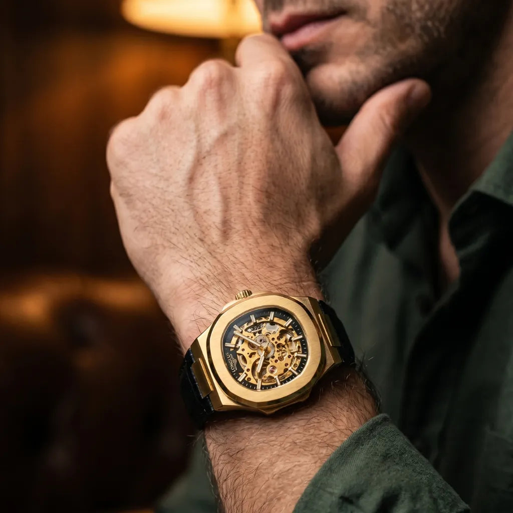Mostrador relógio masculino couro LONGLUX Vanguard movimento detalhe